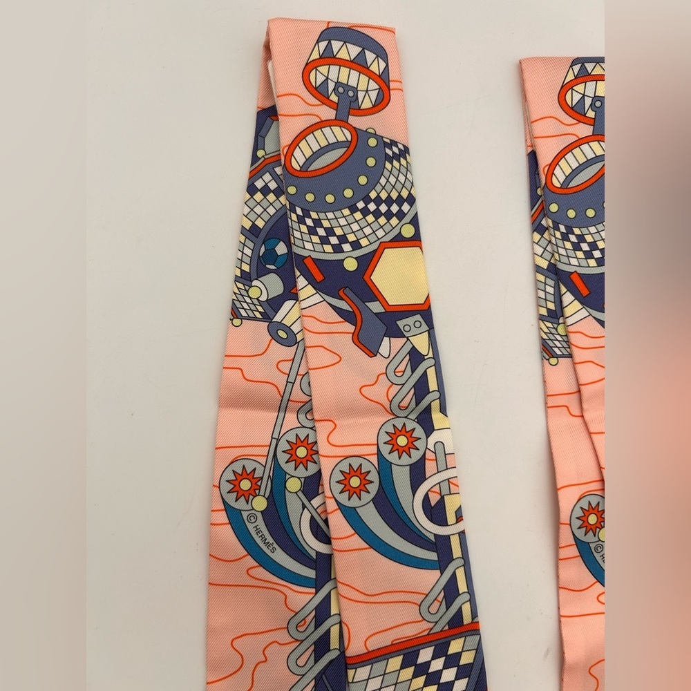 Hermes Twilly Set Of 2 Scarf Odyssey Rose Pale bleu Multi-color Silk NWT No Box - Picture 3 of 8